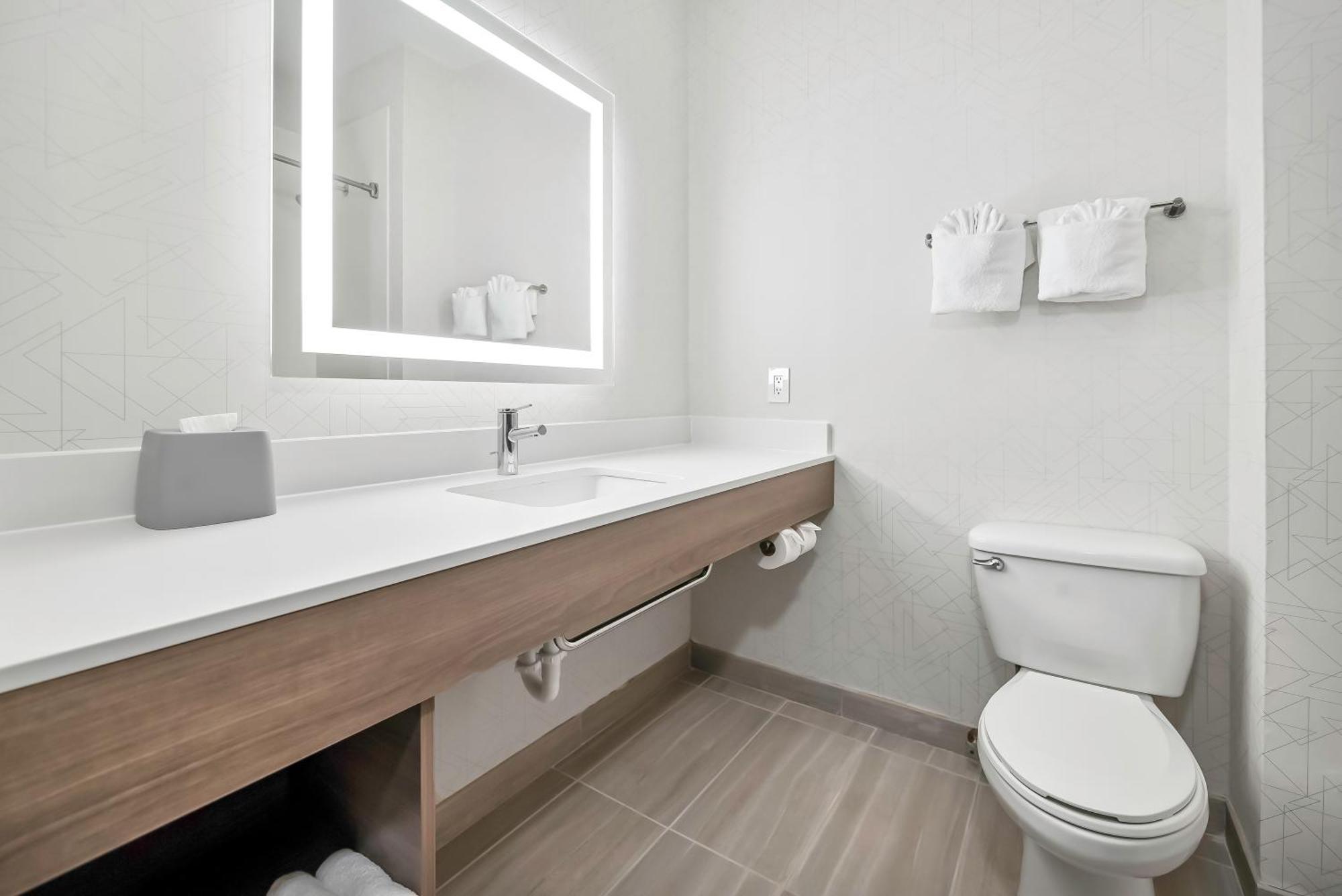 Hotel Express By Ihg