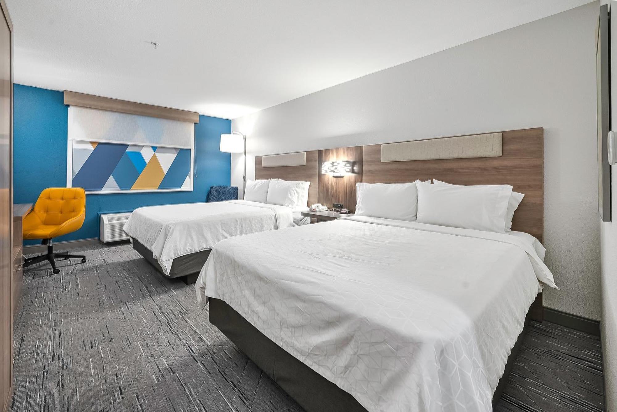 Express By Ihg Hotel Palestine
